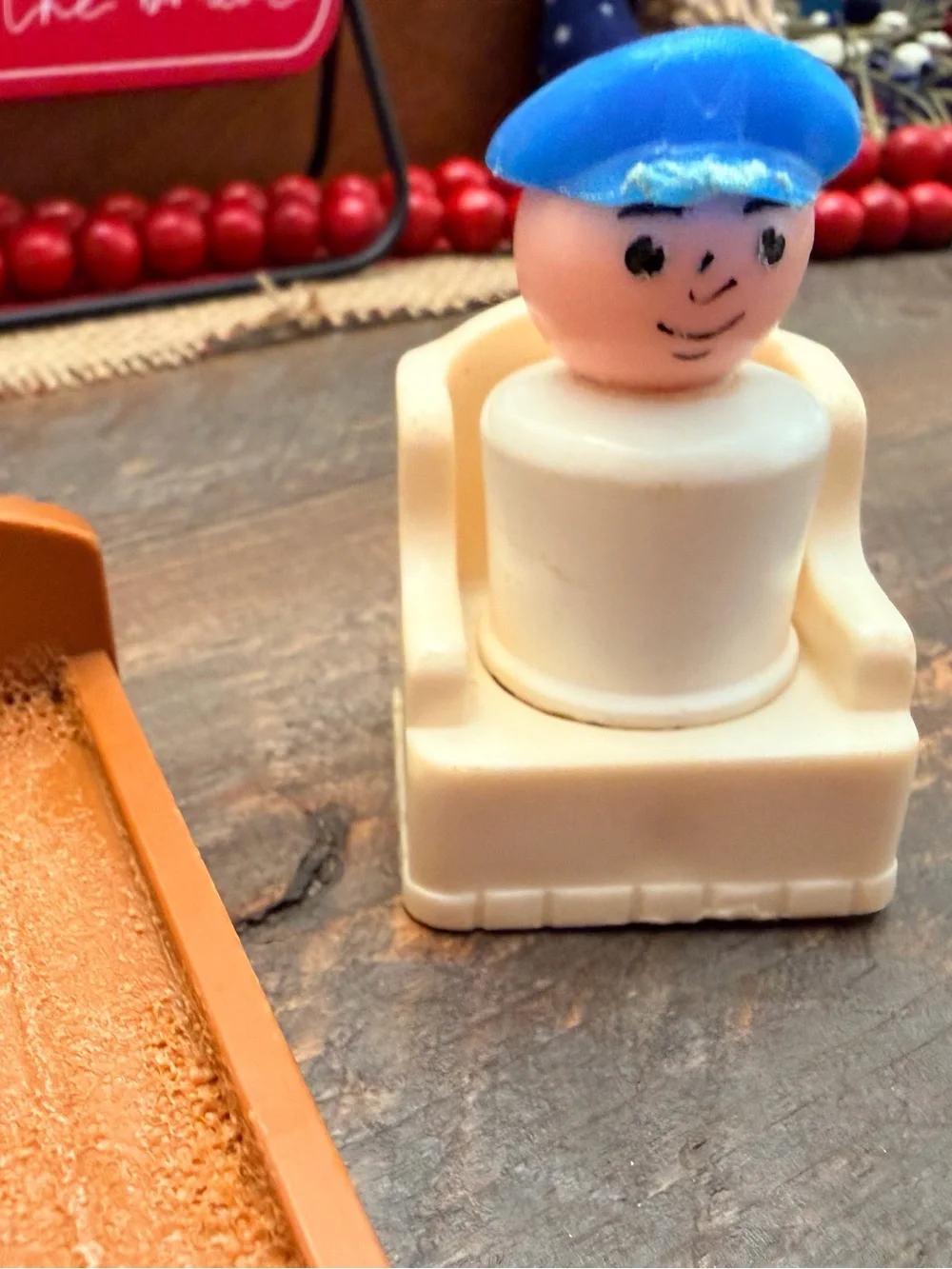 Lot of 14 fisher price original little people table old lady boy girl GUC + barn
